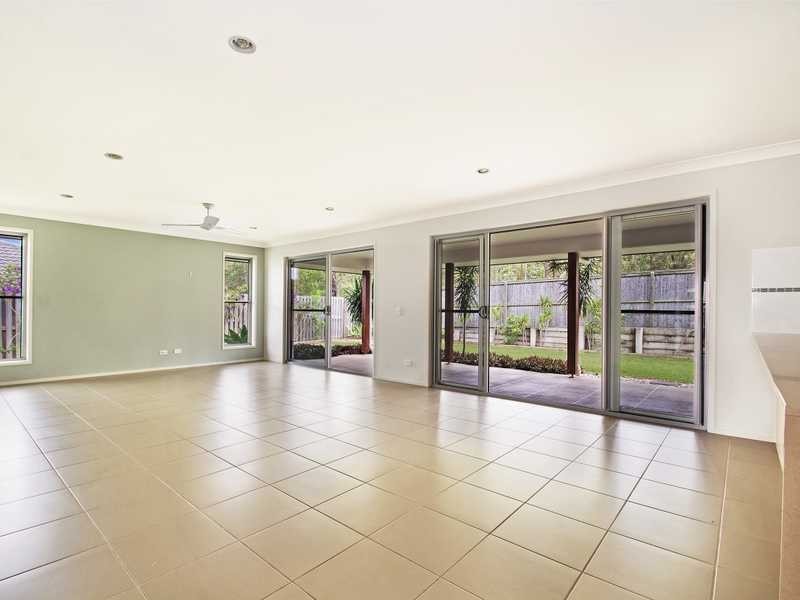 27 Kingsmill Circuit, Peregian Springs QLD 4573