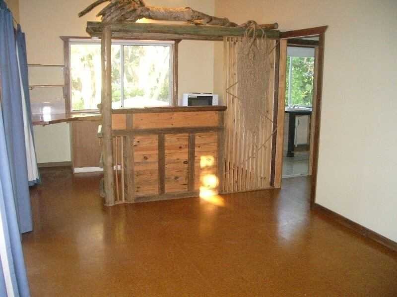 Unit 2/9 Edward Street, Point Arkwright QLD 4573