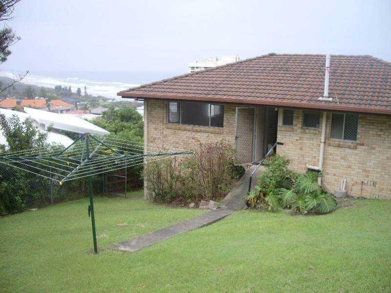 10 Pacific Terrace, Coolum Beach QLD 4573