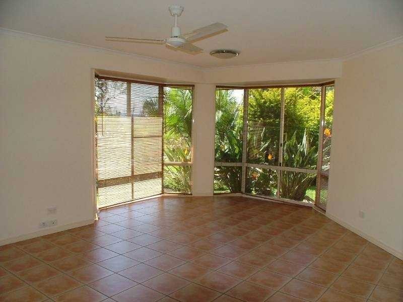 4 Scottlynd Street, Coolum Beach QLD 4573