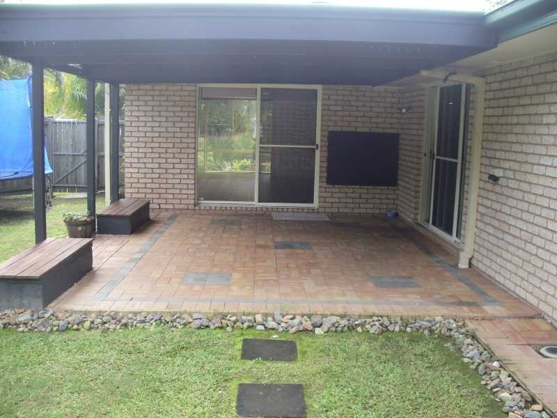 4 Scottlynd Street, Coolum Beach QLD 4573