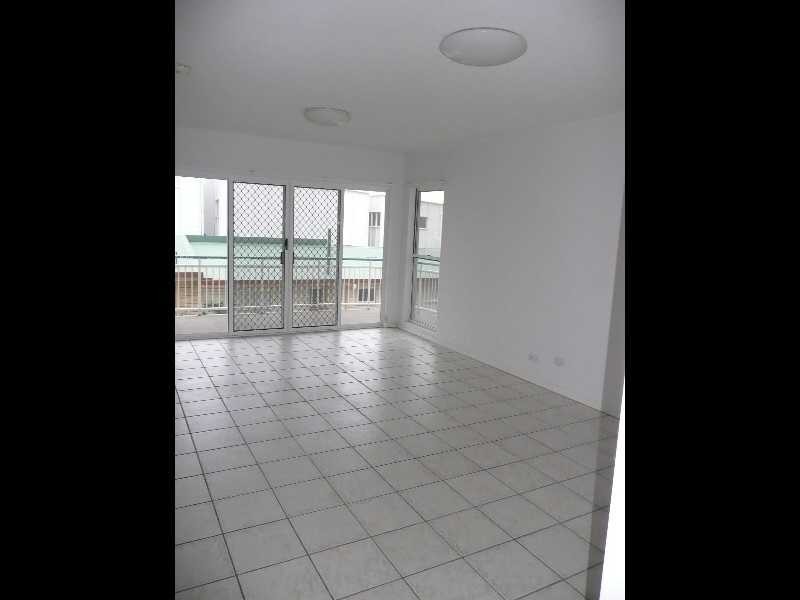 Unit 4/125 Coolum Terrace, Coolum Beach QLD 4573