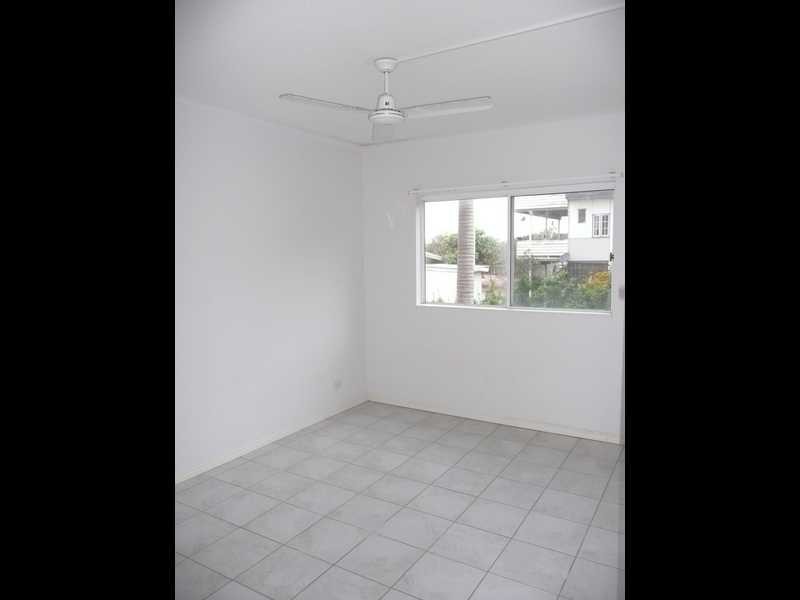 Unit 4/125 Coolum Terrace, Coolum Beach QLD 4573