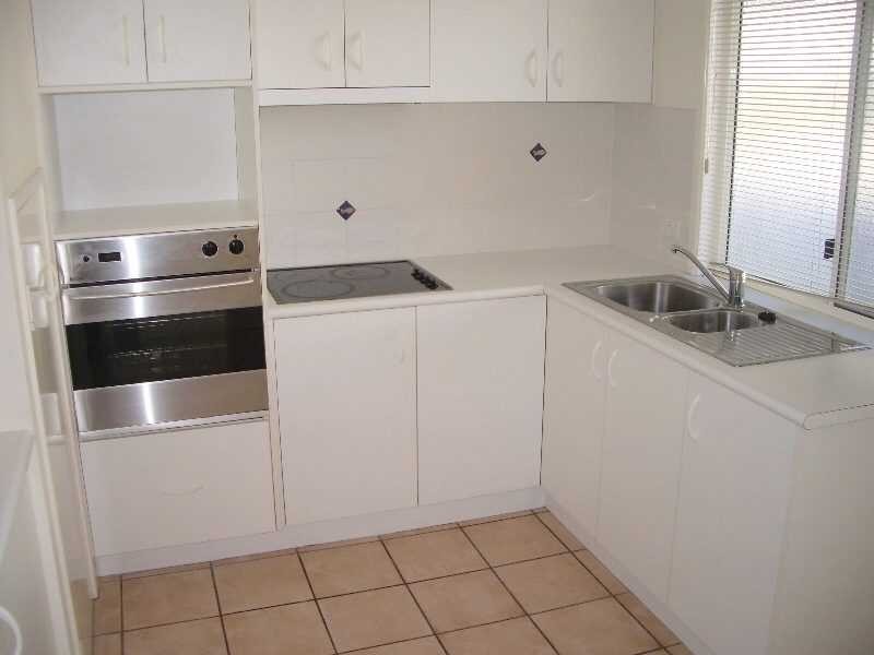 Unit 3/2199 David Low Way Cnr Jabiru St, Peregian Beach QLD 4573