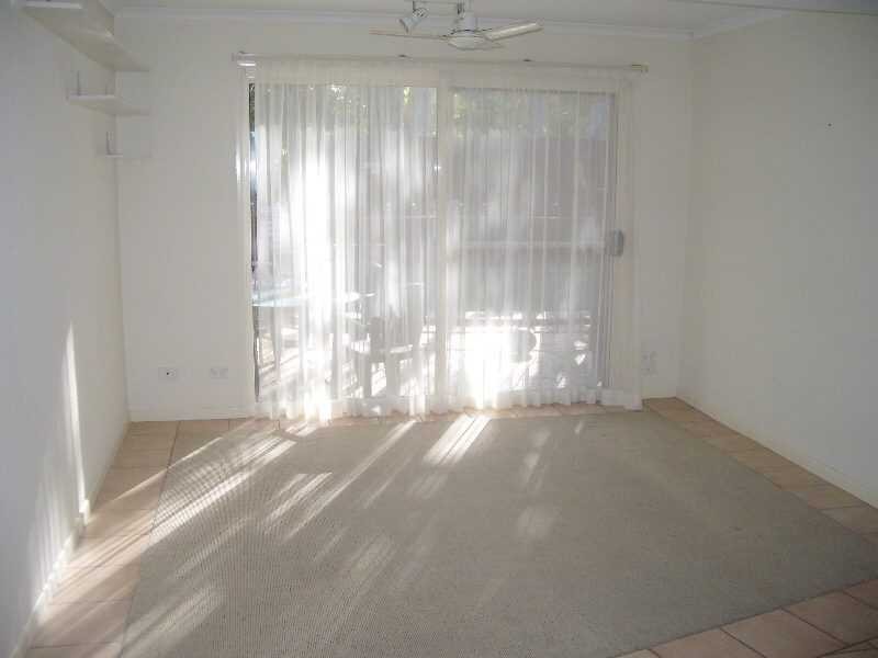 Unit 3/2199 David Low Way Cnr Jabiru St, Peregian Beach QLD 4573