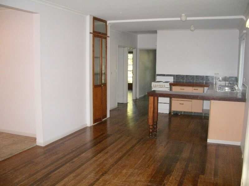 Unit 1/9 Edward Street, Point Arkwright QLD 4573