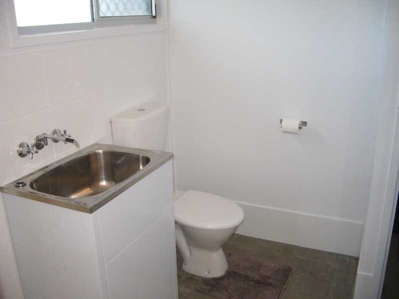 Unit 2/9 Second Avenue, Coolum Beach QLD 4573