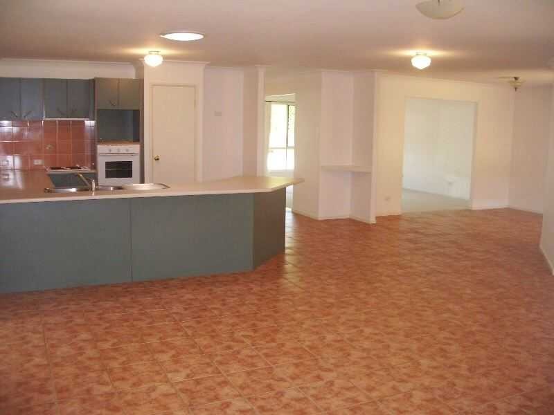 90 Yungar St, Coolum Beach QLD 4573