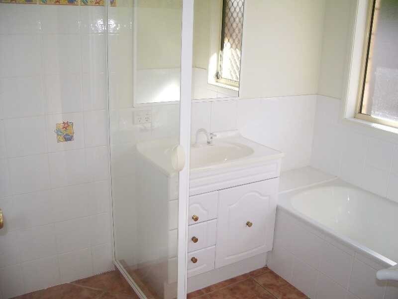 90 Yungar St, Coolum Beach QLD 4573