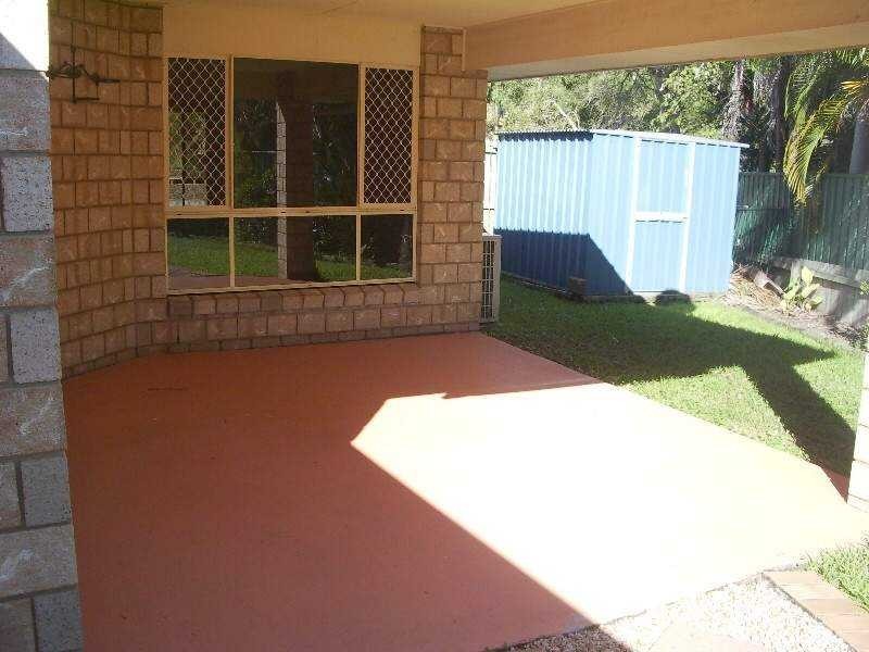 90 Yungar St, Coolum Beach QLD 4573