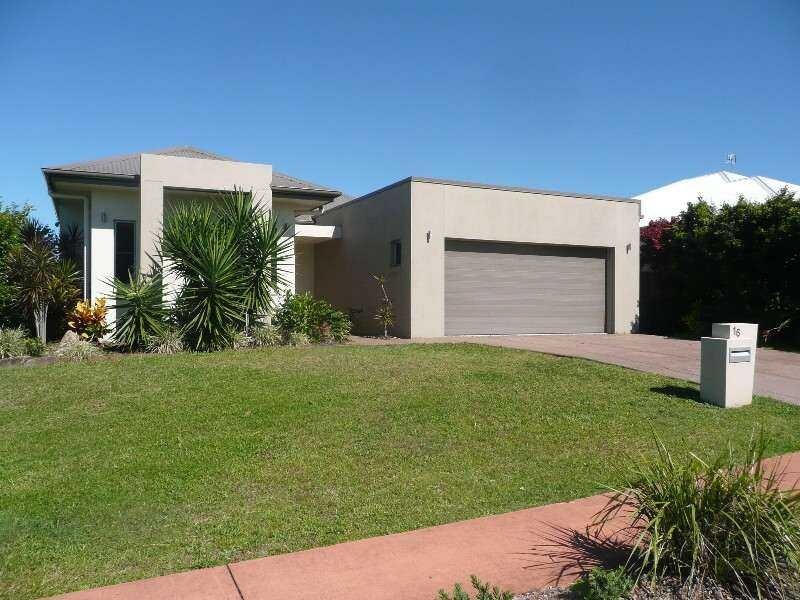 16 Selkirk Way, Peregian Springs QLD 4573