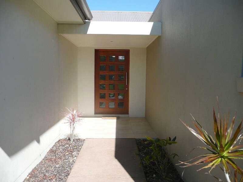 16 Selkirk Way, Peregian Springs QLD 4573