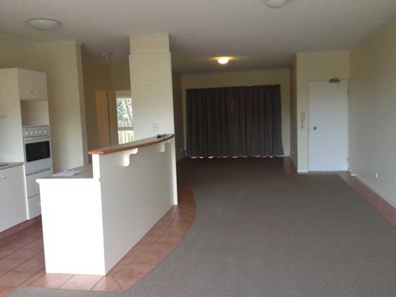 Unit 2/1694 David Low Way, Coolum Beach QLD 4573