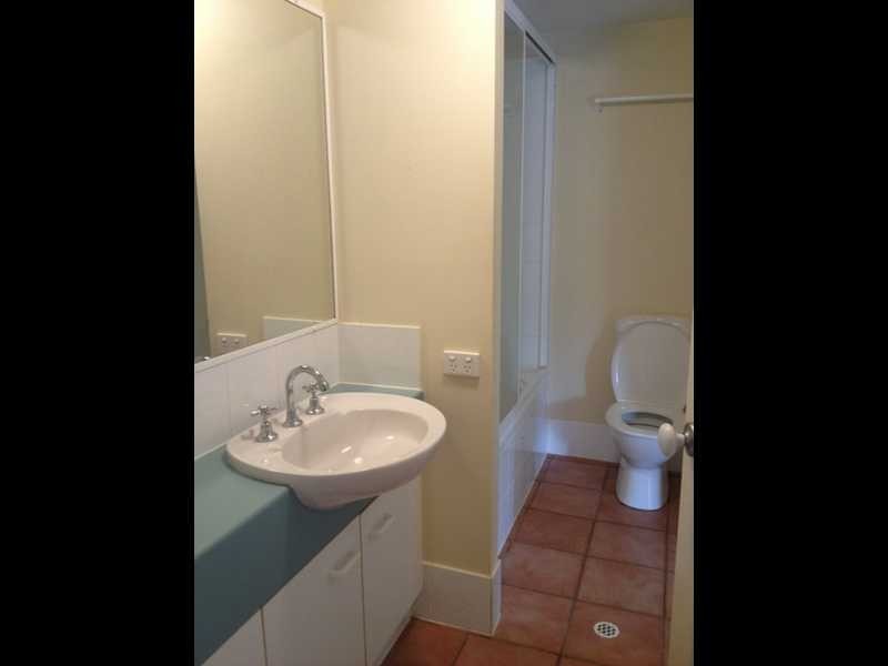 Unit 2/1694 David Low Way, Coolum Beach QLD 4573