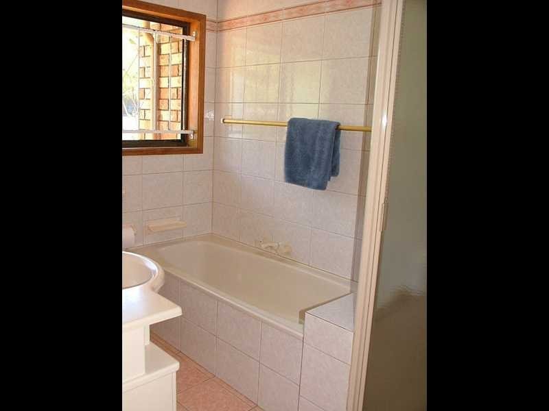 16 Yerranya Row, Yaroomba QLD 4573