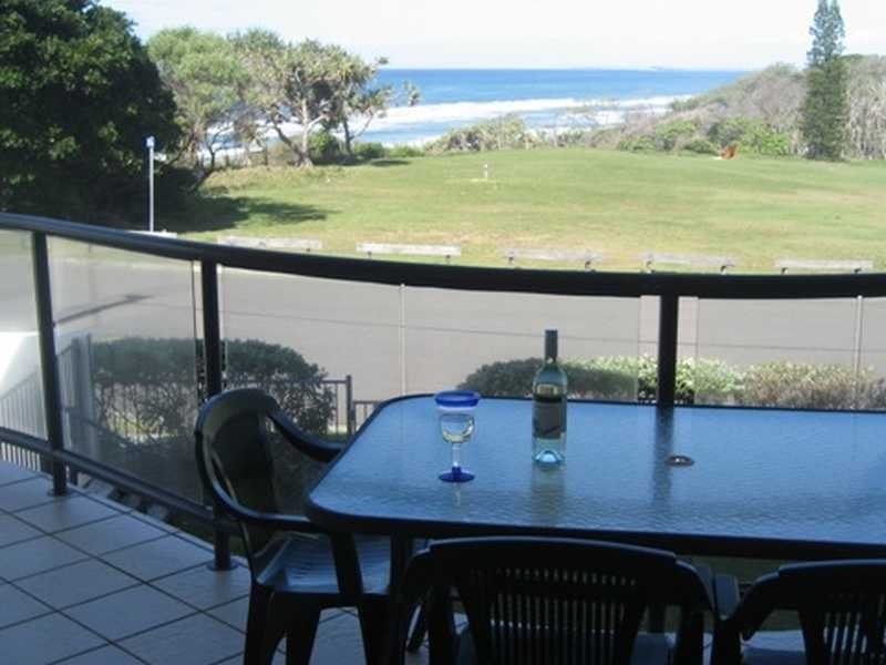 Unit 5/15 Andrew Street, Point Arkwright QLD 4573