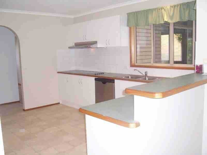 8 Kallatina Court, Mount Coolum QLD 4573