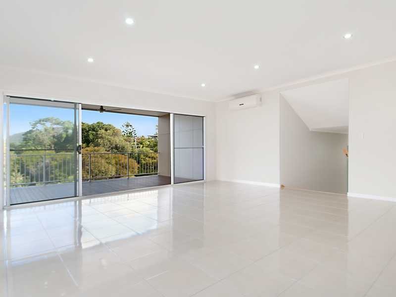 2 Shanagolden Court, Coolum Beach QLD 4573