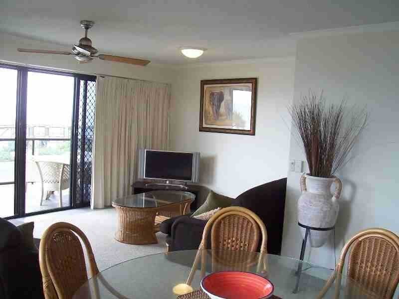 Unit 2/1736 David Low Way, Coolum Beach QLD 4573