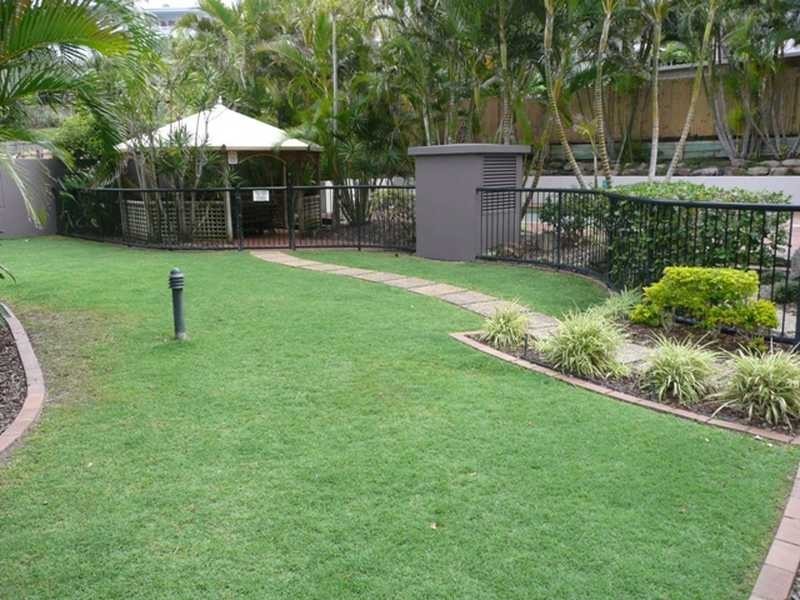 Unit 2/1736 David Low Way, Coolum Beach QLD 4573