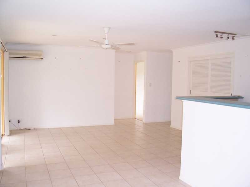 10 Joni Court, Bli Bli QLD 4560