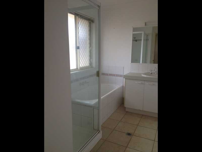 10 Joni Court, Bli Bli QLD 4560
