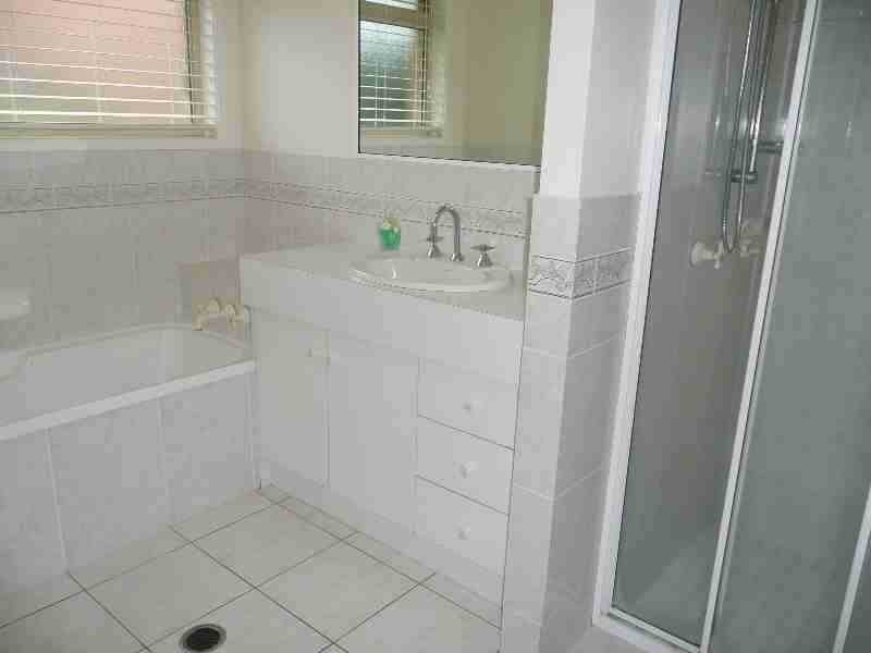 20 Tanah Street East, Mount Coolum QLD 4573