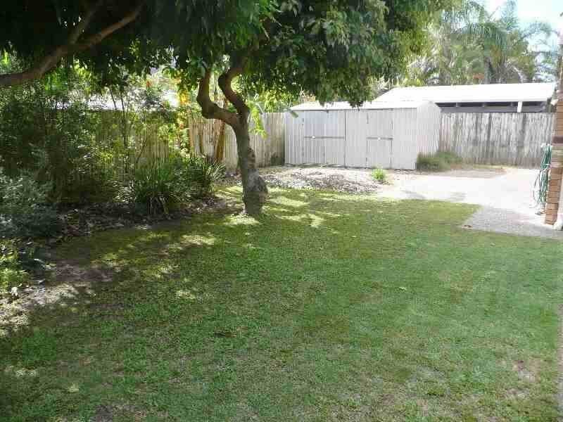 20 Tanah Street East, Mount Coolum QLD 4573