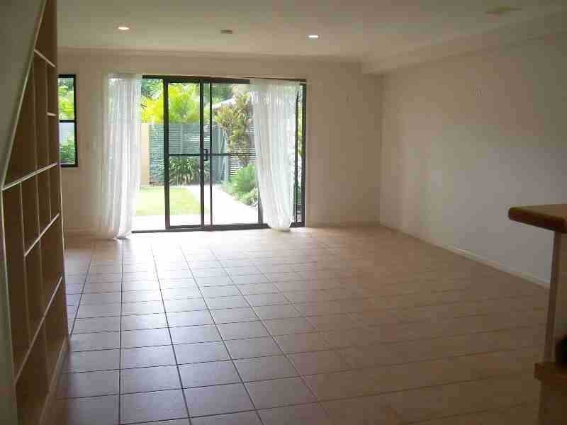 Unit 5/33 Perry Street, Coolum Beach QLD 4573