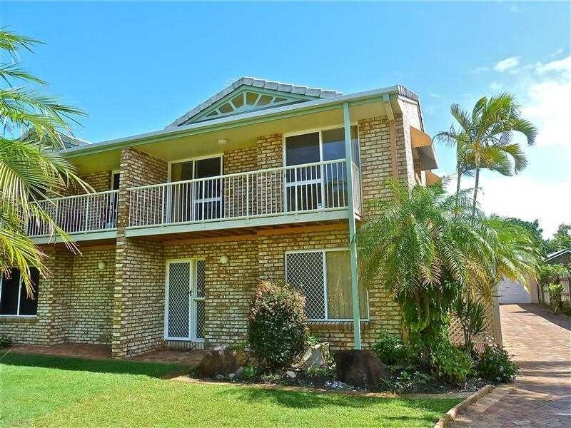 Unit 2/24 Tanah Street East, Mount Coolum QLD 4573