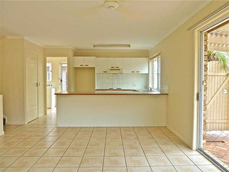 Unit 2/24 Tanah Street East, Mount Coolum QLD 4573