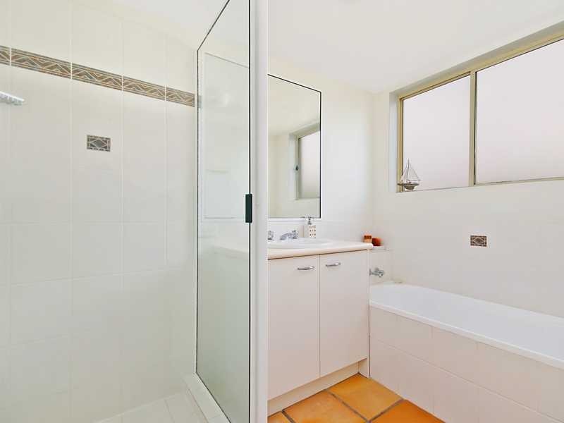 Unit 2/6 First Avenue, Coolum Beach QLD 4573