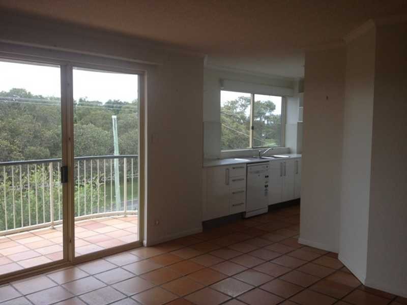 Unit 2/6 First Avenue, Coolum Beach QLD 4573