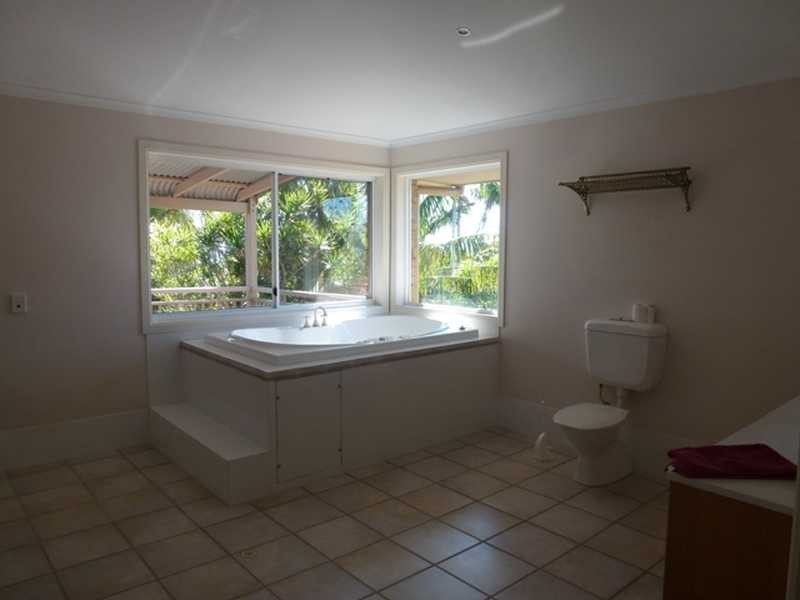 8 Mora Court, Coolum Beach QLD 4573