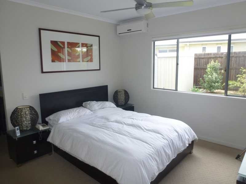 2 Longcove Place, Peregian Springs QLD 4573