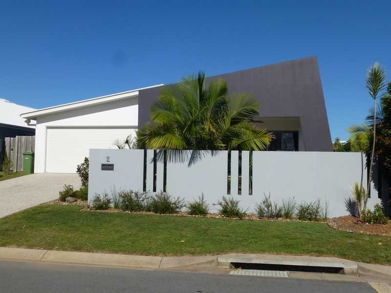 2 Longcove Place, Peregian Springs QLD 4573