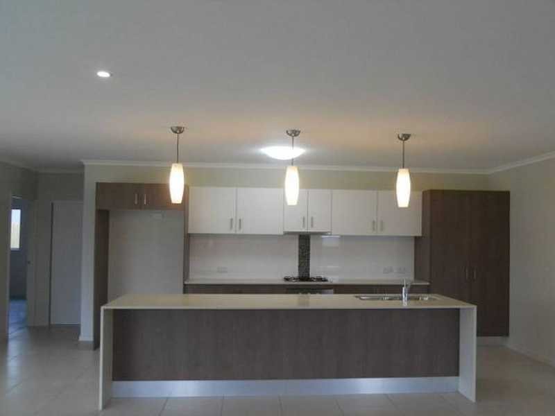 2 Longcove Place, Peregian Springs QLD 4573