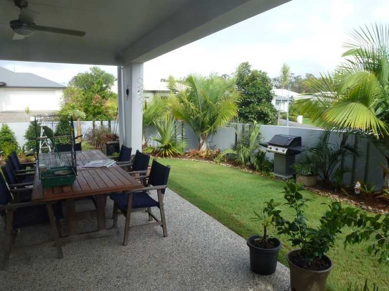 2 Longcove Place, Peregian Springs QLD 4573