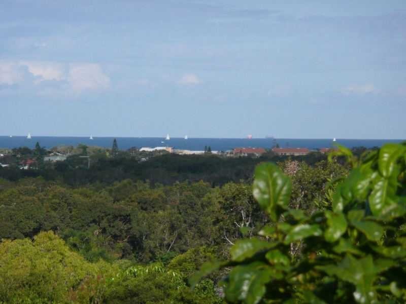 11 Marakari Crescent, Mount Coolum QLD 4573
