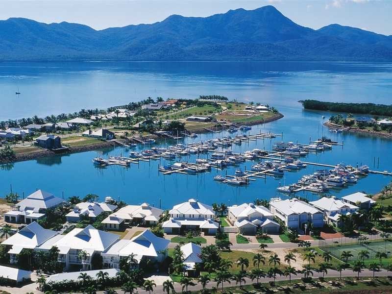 1 Front Street, Cardwell QLD 4849