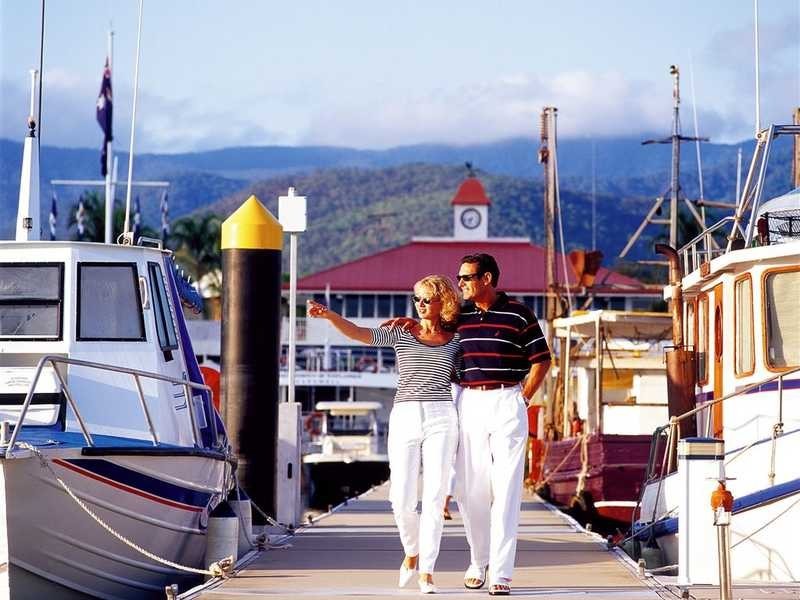 1 Front Street, Cardwell QLD 4849