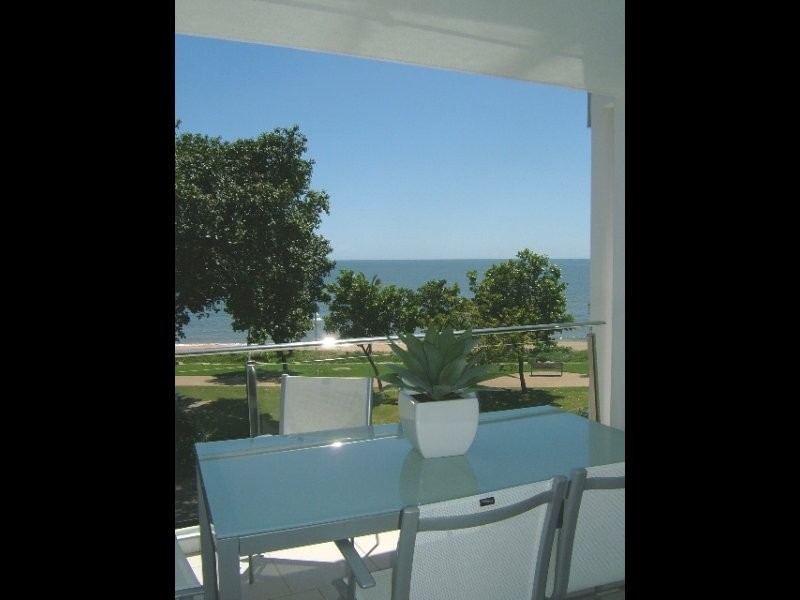 Unit 106/72 The Strand, North Ward QLD 4810