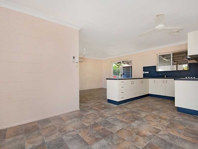 69 Althaus Parade, Yabulu QLD 4818