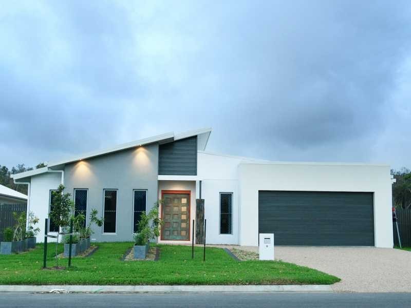 11 Hillock Crescent, Bushland Beach QLD 4818