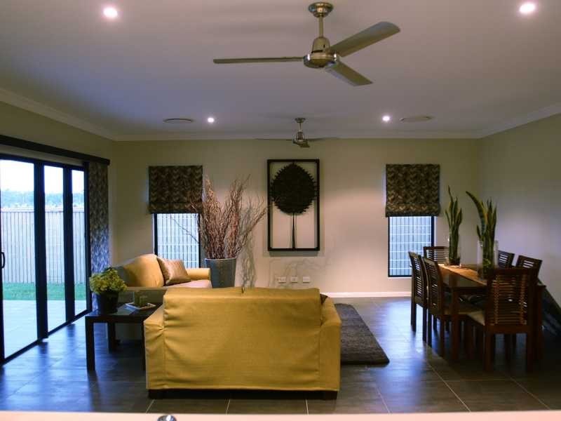 7 Arafura Close, Burdell QLD 4818