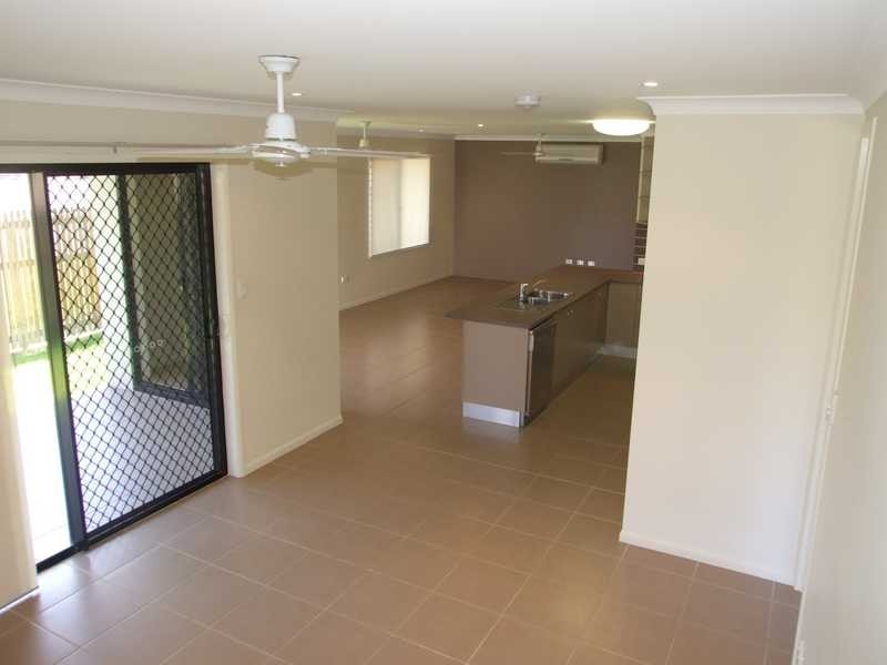 23 Sanderling Circuit, Kelso QLD 4815