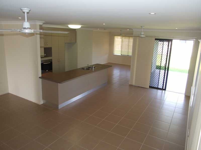 23 Sanderling Circuit, Kelso QLD 4815