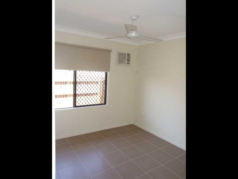 23 Sanderling Circuit, Kelso QLD 4815