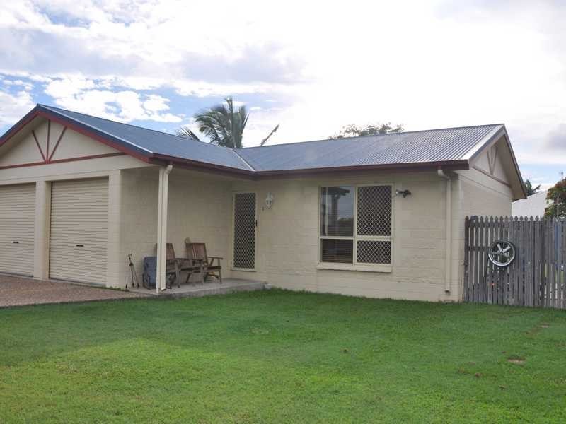 2 Black Braes Court, Mount Louisa QLD 4814