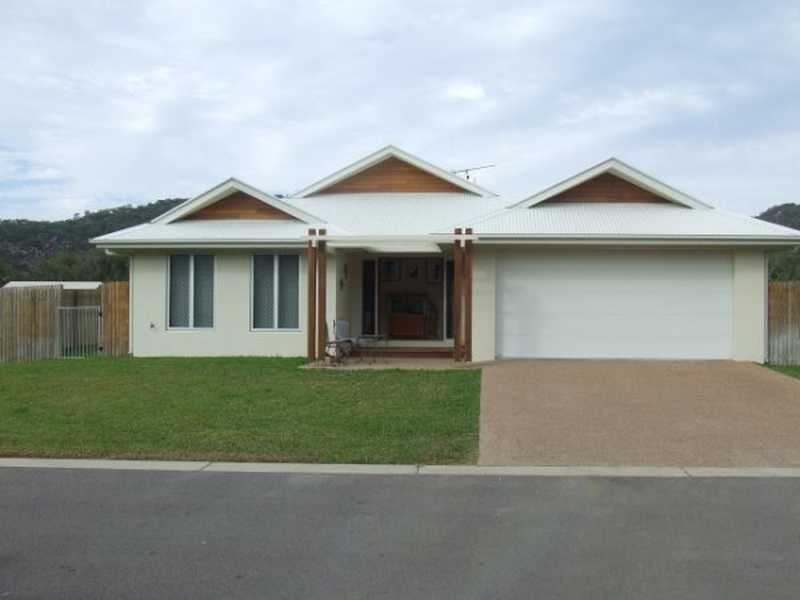 11 Pandanus Drive, Magnetic Island QLD 4819